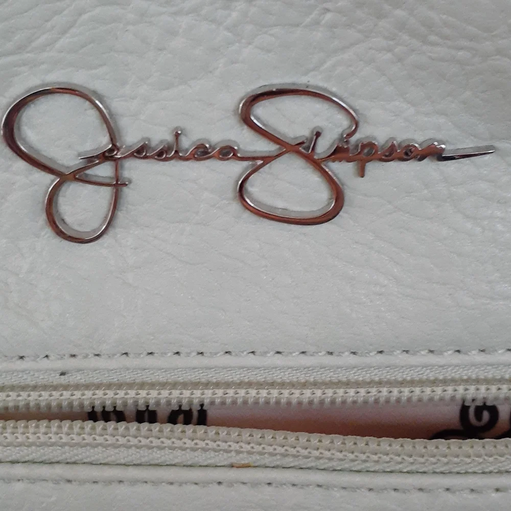 Jessica Simpson Purse - Picture 6 of 7
